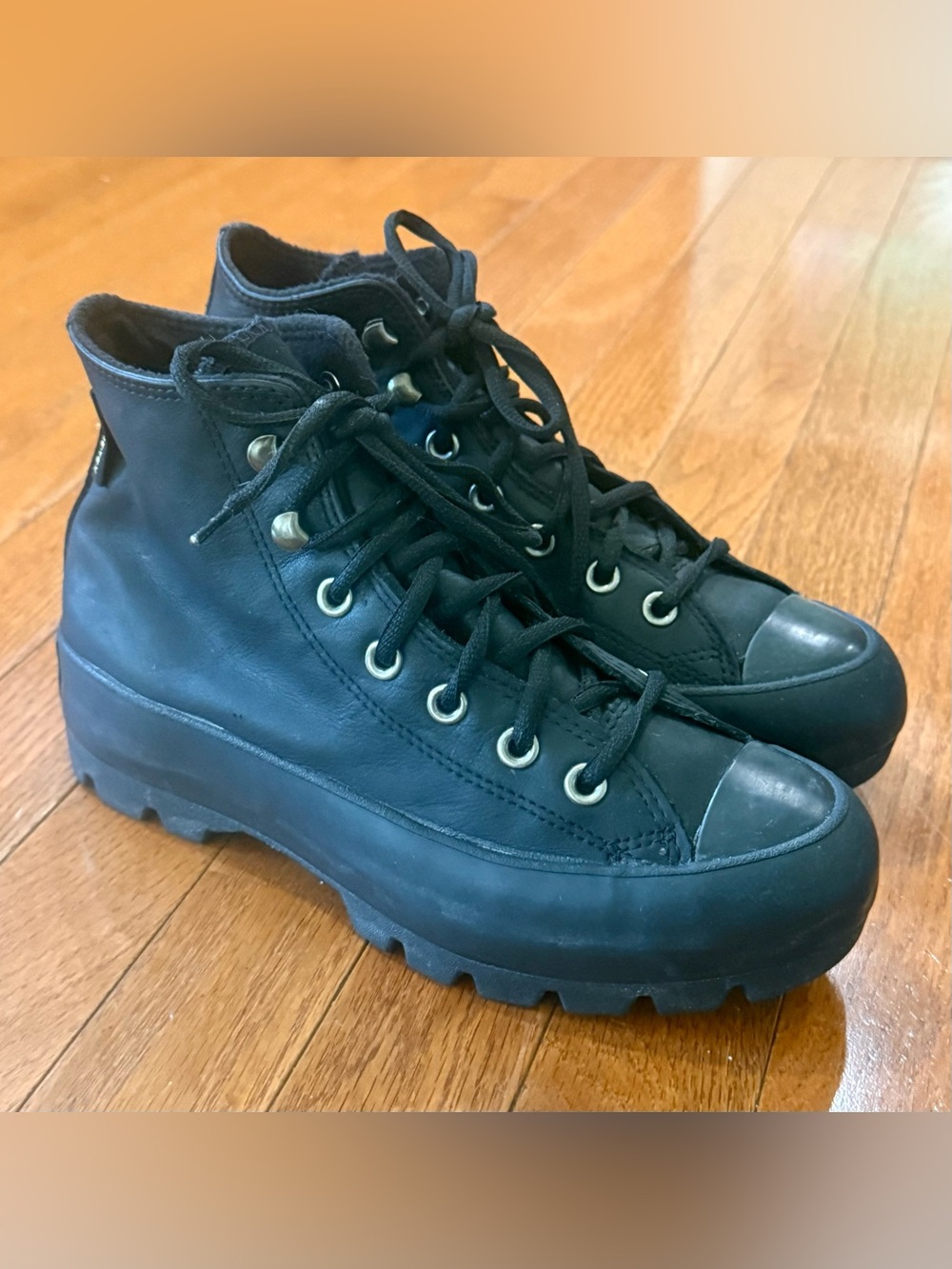 Converse Womens 7 Chuck Taylor All Star Lugged Boots GORE-TEX Leather Waterproof